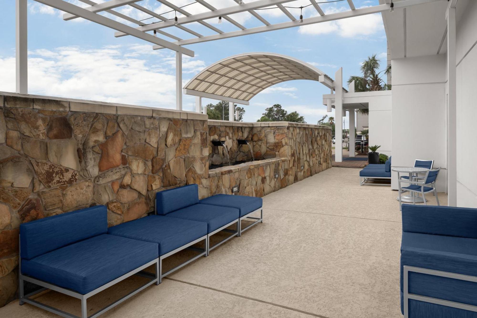 Springhill Intercontinental Airport