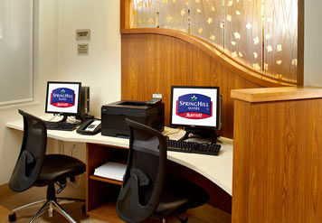 Hotel Springhill Intercontinental Airport 3*